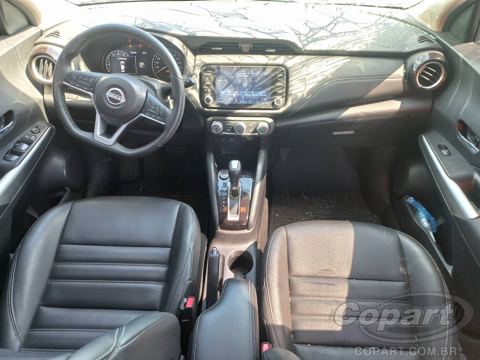 Foto 9 de 10: 2023 NISSAN KICKS