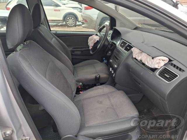 2012 VOLKSWAGEN FOX 