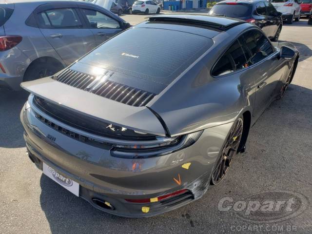 2021 PORSCHE 911 