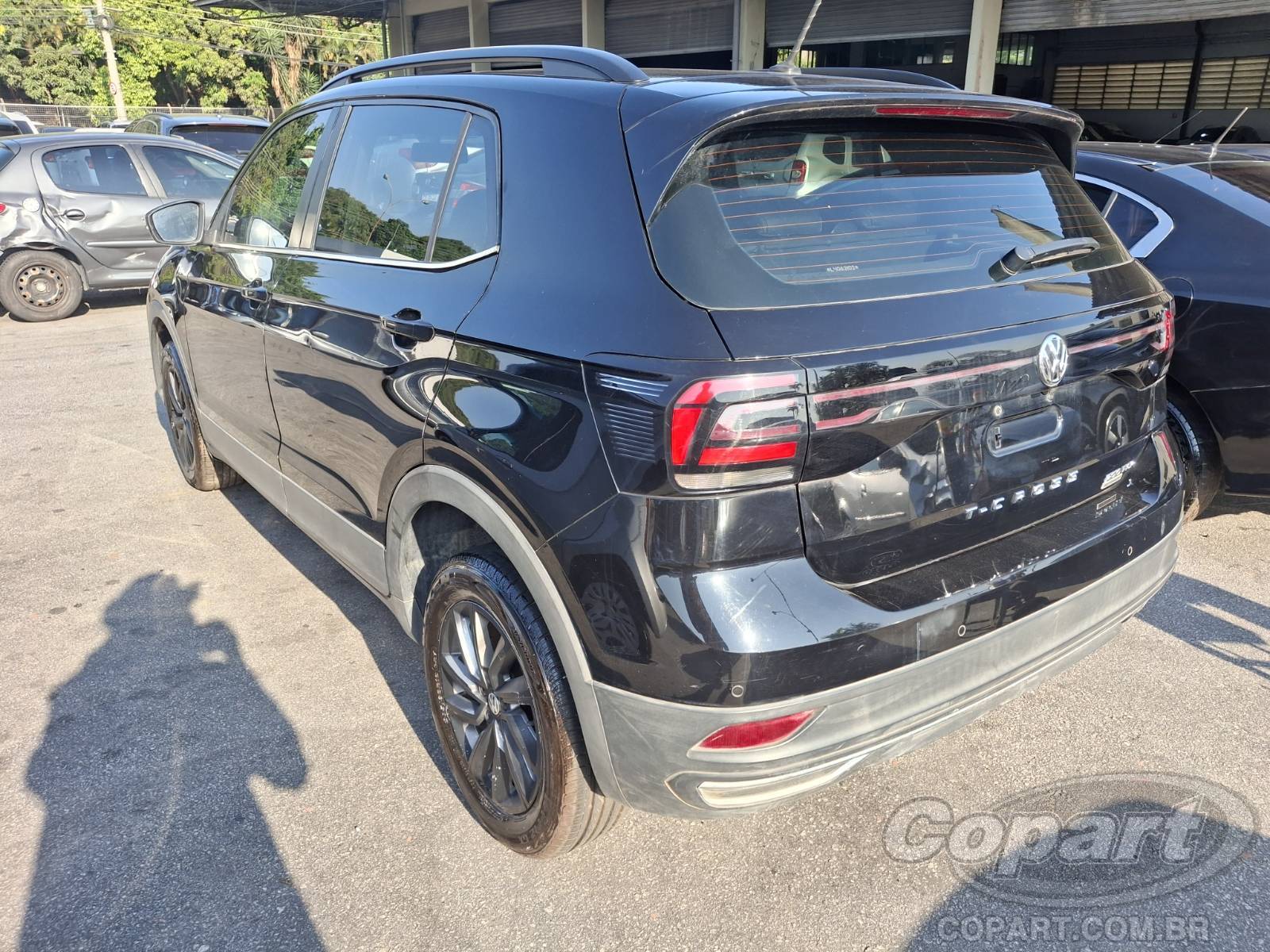 2020 VOLKSWAGEN T-CROSS — foto 3 de 10