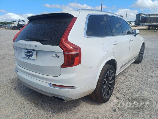 2016 VOLVO XC90 