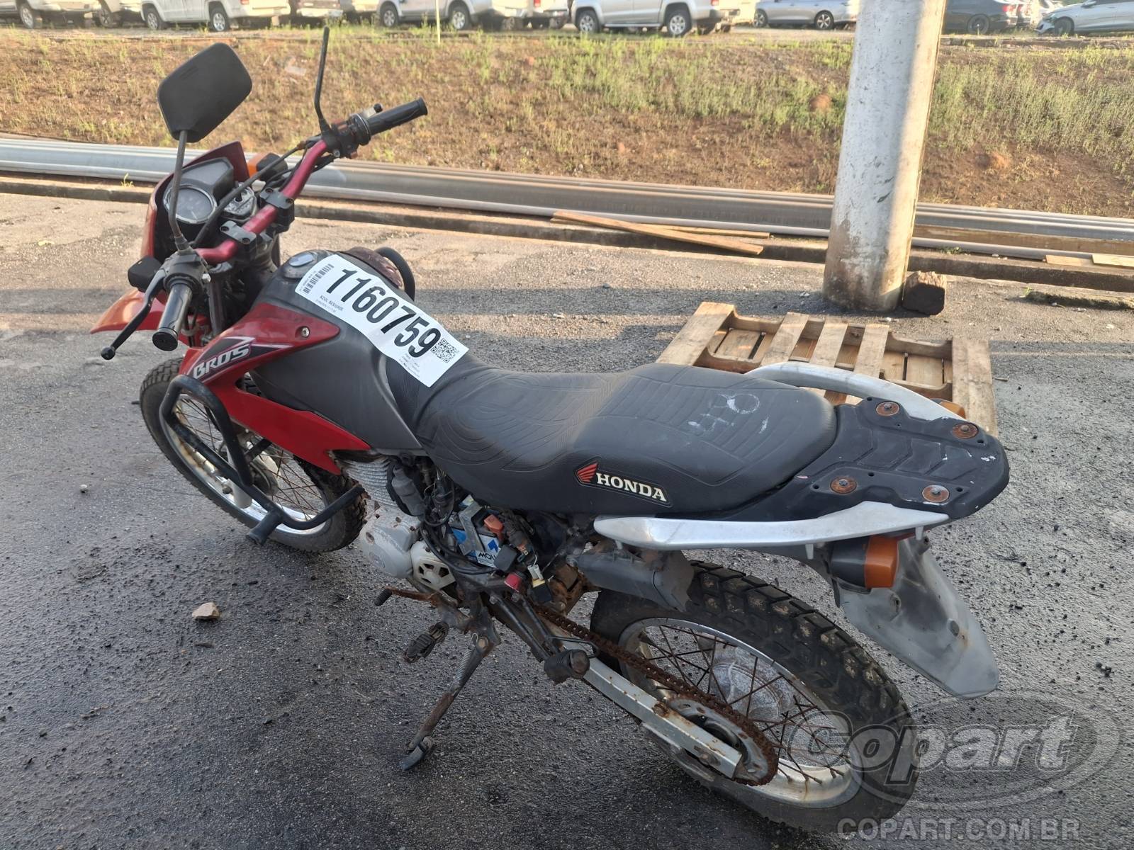 Foto 3: 2011 HONDA NXR 150