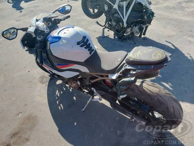 2022 BMW S 1000 