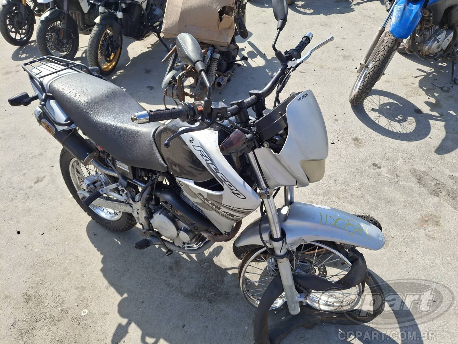 Honda Nx4 2008 em leilão