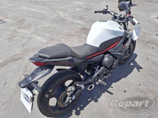2015 YAMAHA XJ6 