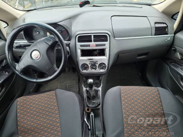 2012 FIAT PUNTO 