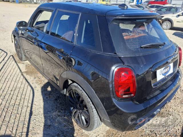 2020 MINI COOPER 
