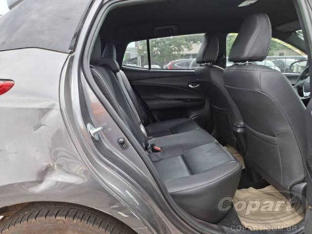 2021 TOYOTA YARIS 