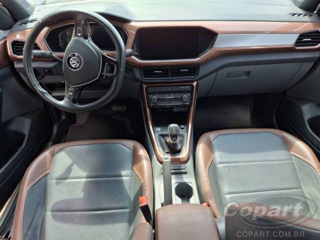 2021 VOLKSWAGEN T-CROSS 