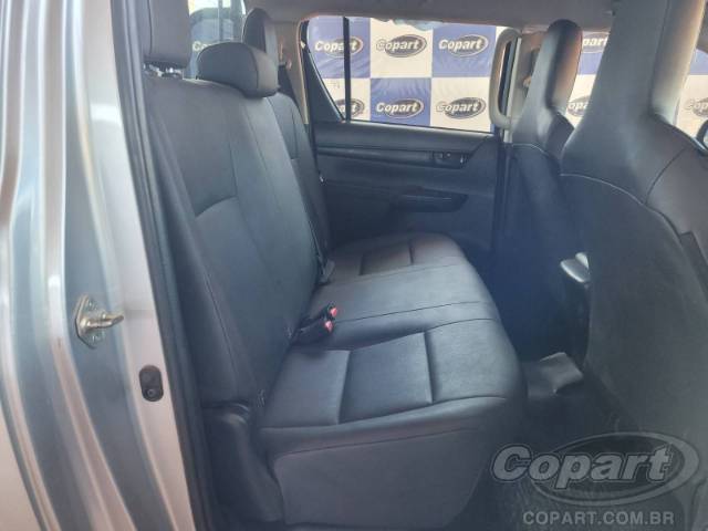 2025 TOYOTA HILUX CD 