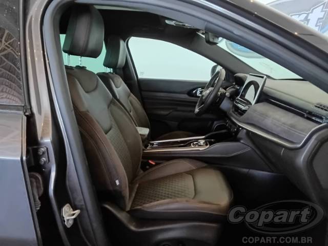 2026 JEEP COMMANDER 