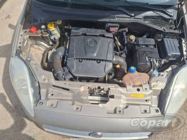 2012 FIAT PUNTO 