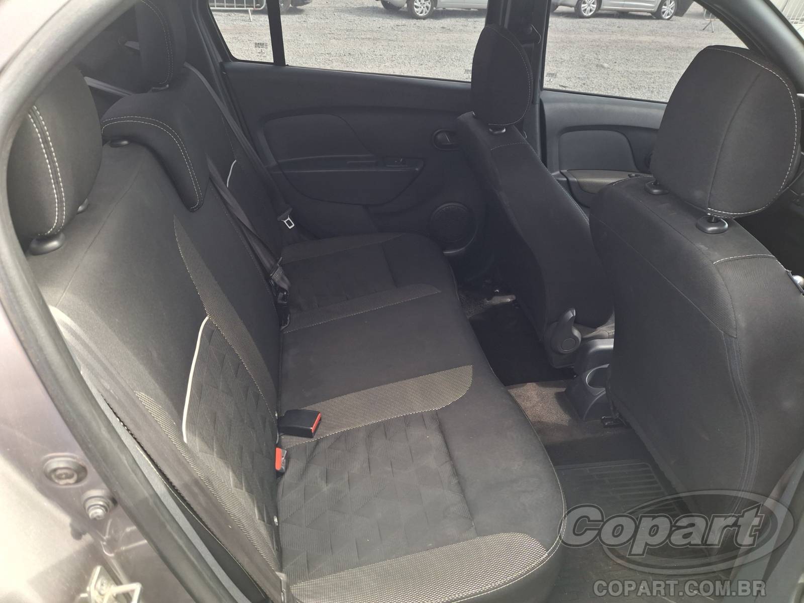 2024 RENAULT LOGAN — foto 6 de 10