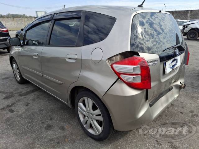 2011 HONDA FIT 