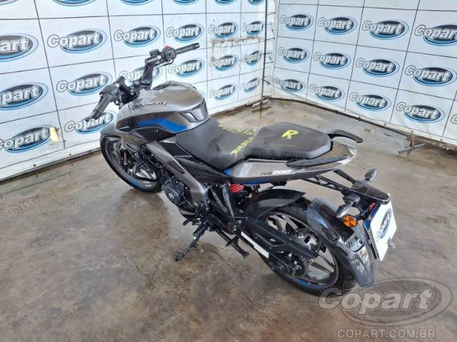 2026 BAJAJ DOMINAR 
