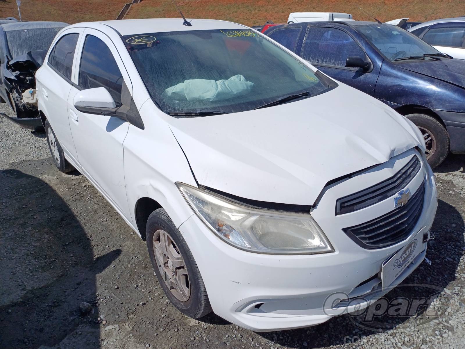 Veículo GM - Chevrolet Onix 2015 CHEVROLET ONIX Onix LS 1.0 SPE 2015 em leilão