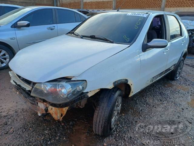 2015 FIAT PALIO 