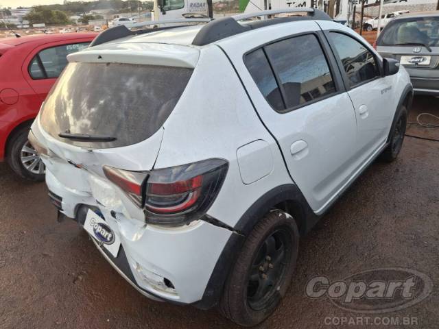 2024 RENAULT SANDERO 