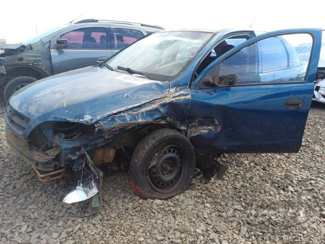 2003 CHEVROLET CORSA SEDAN 