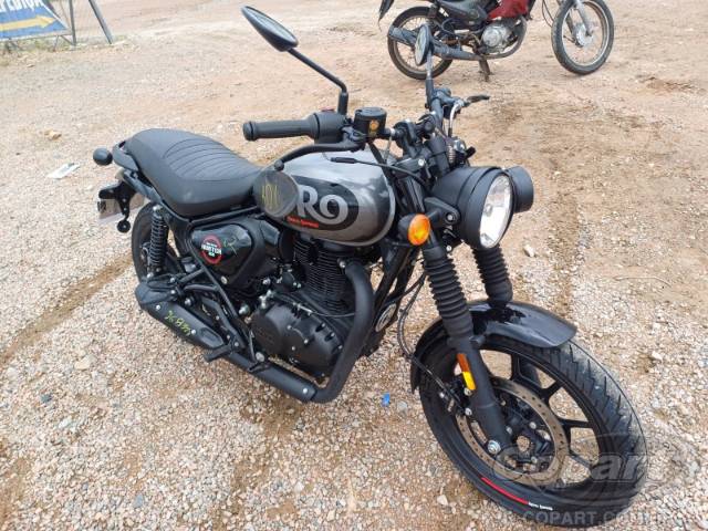 2025 ROYAL ENFIELD HUNTER 