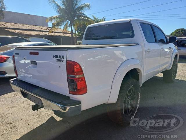 2015 TOYOTA HILUX CD 