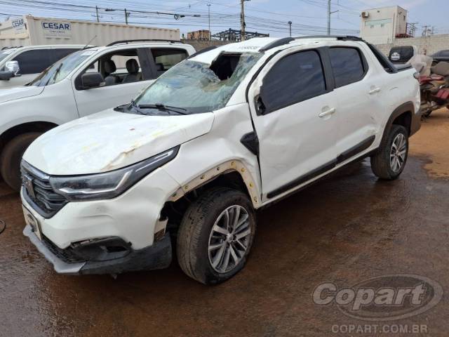2022 FIAT STRADA CD 