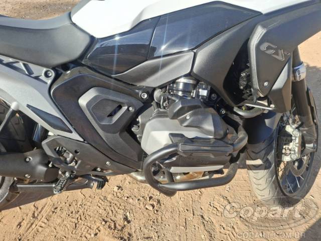 2025 BMW R 1300 