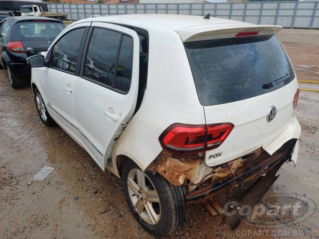 2016 VOLKSWAGEN FOX 