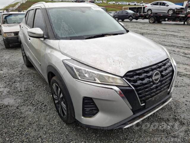 2023 NISSAN KICKS 