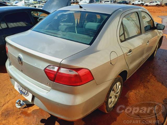 2013 VOLKSWAGEN VOYAGE 