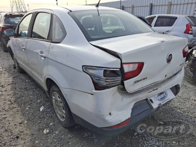 2013 FIAT GRAND SIENA 