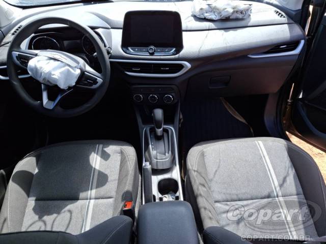 2025 CHEVROLET TRACKER 