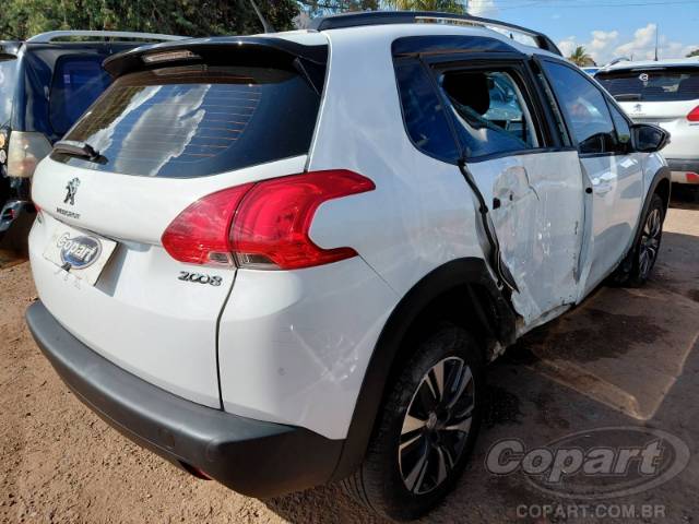 2022 PEUGEOT 2008 