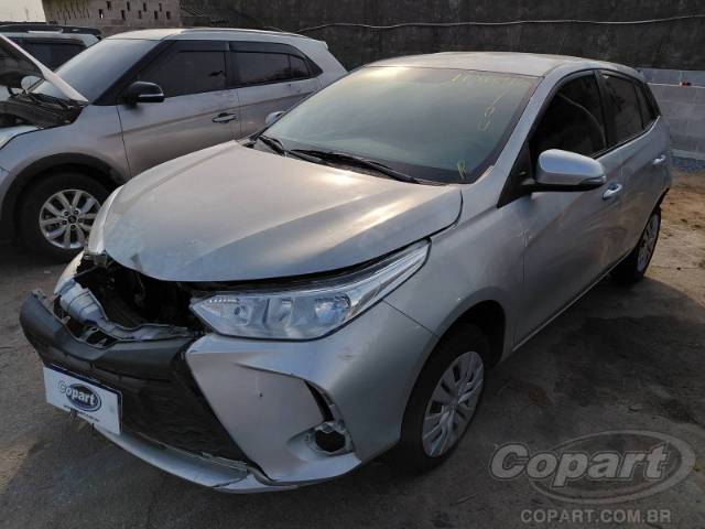 2024 TOYOTA YARIS 