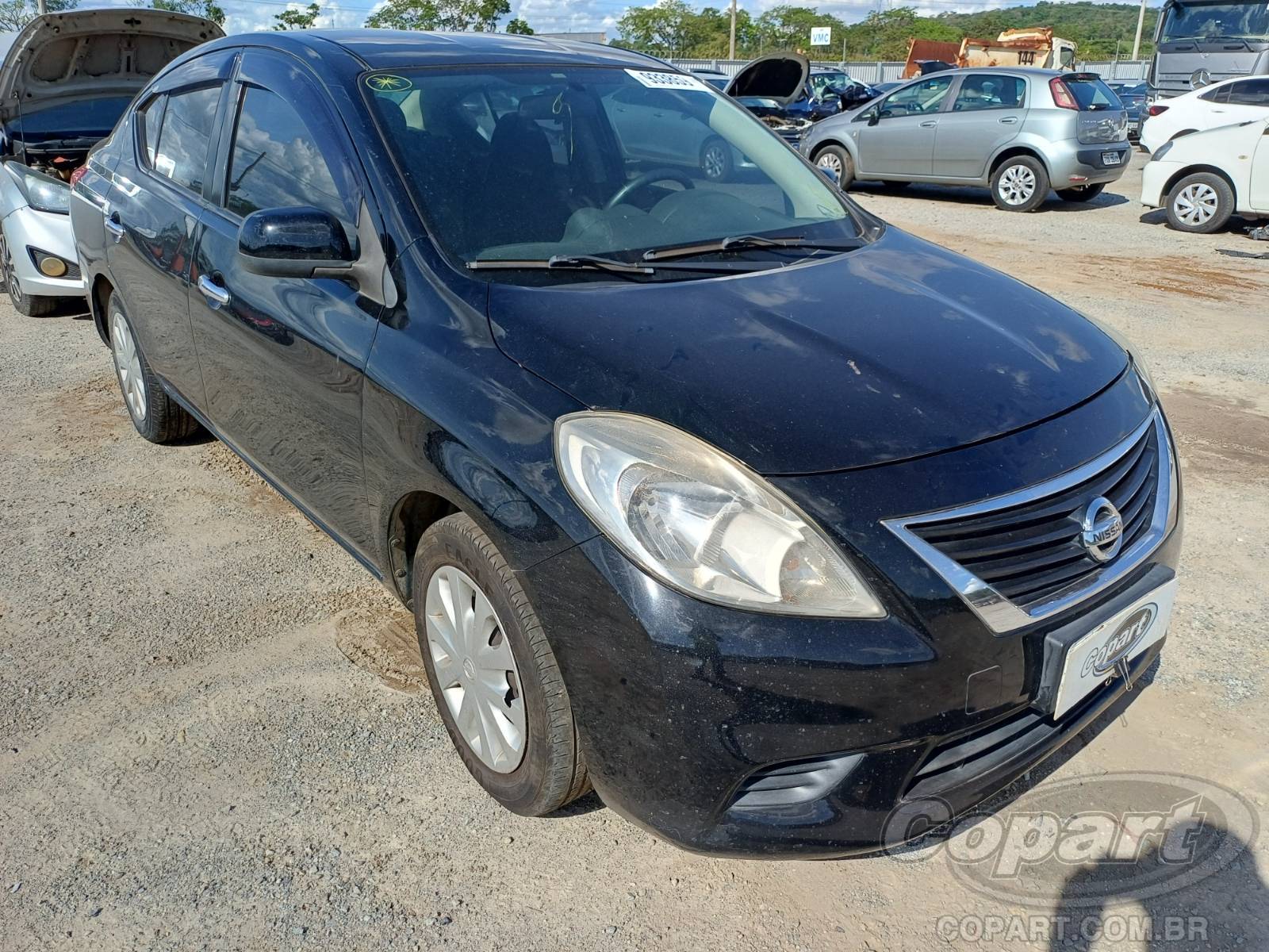 NISSAN VERSA SV 1.6 16V 2013