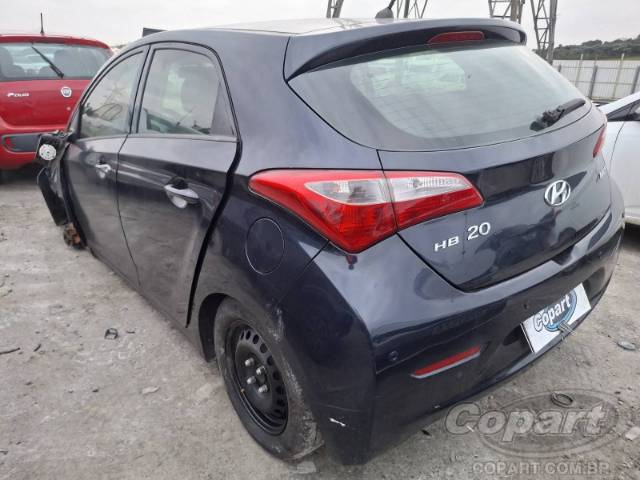 2013 HYUNDAI HB20 