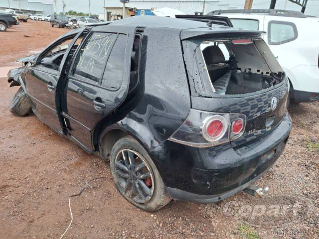 2011 VOLKSWAGEN GOLF 