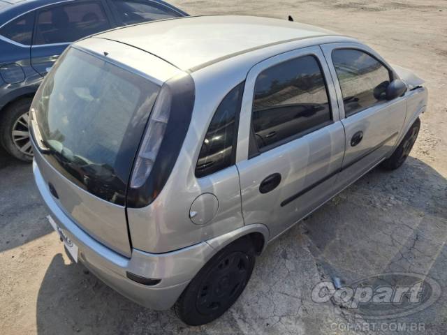 2004 CHEVROLET CORSA 