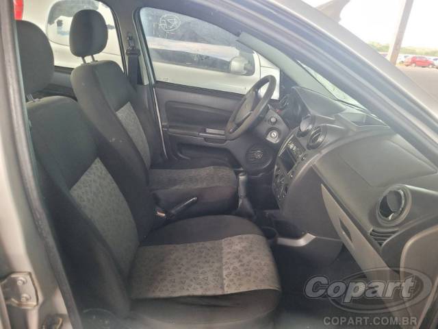 2011 FORD FIESTA SEDAN 
