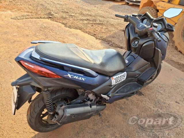 2021 YAMAHA XMAX 