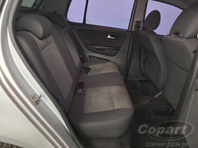 2013 VOLKSWAGEN FOX 