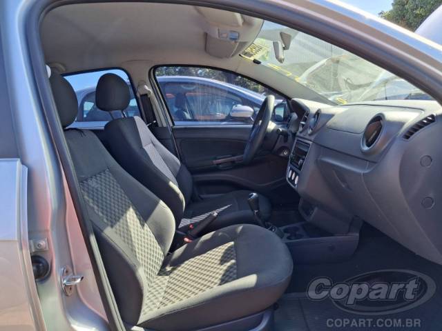 2016 VOLKSWAGEN GOL 