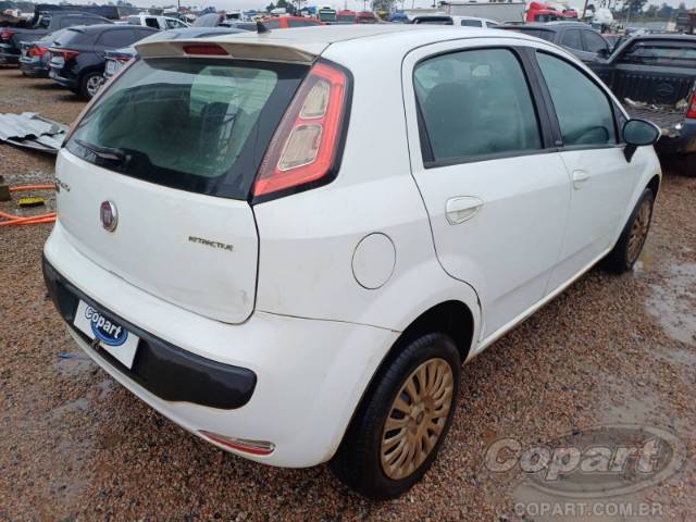2014 FIAT PUNTO 