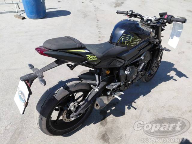 2025 TRIUMPH STREET TRIPLE 