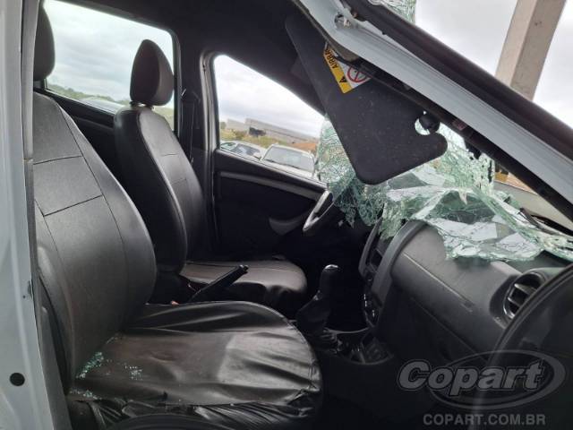 2022 RENAULT DUSTER OROCH 