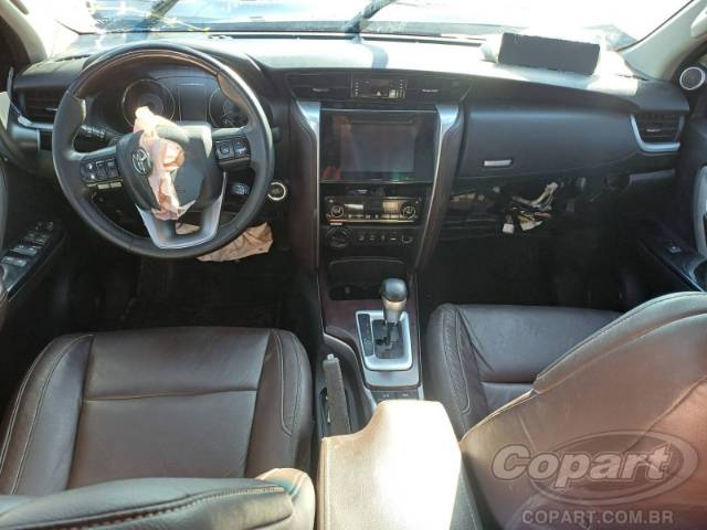 2016 TOYOTA HILUX SW4 