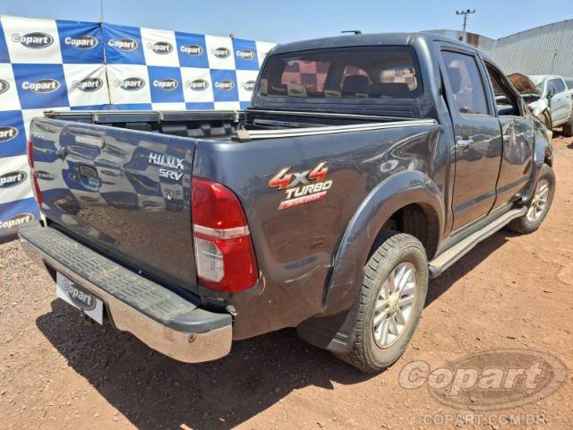 2015 TOYOTA HILUX CD 