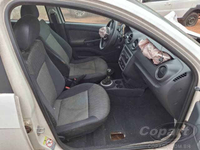 2014 VOLKSWAGEN GOL 