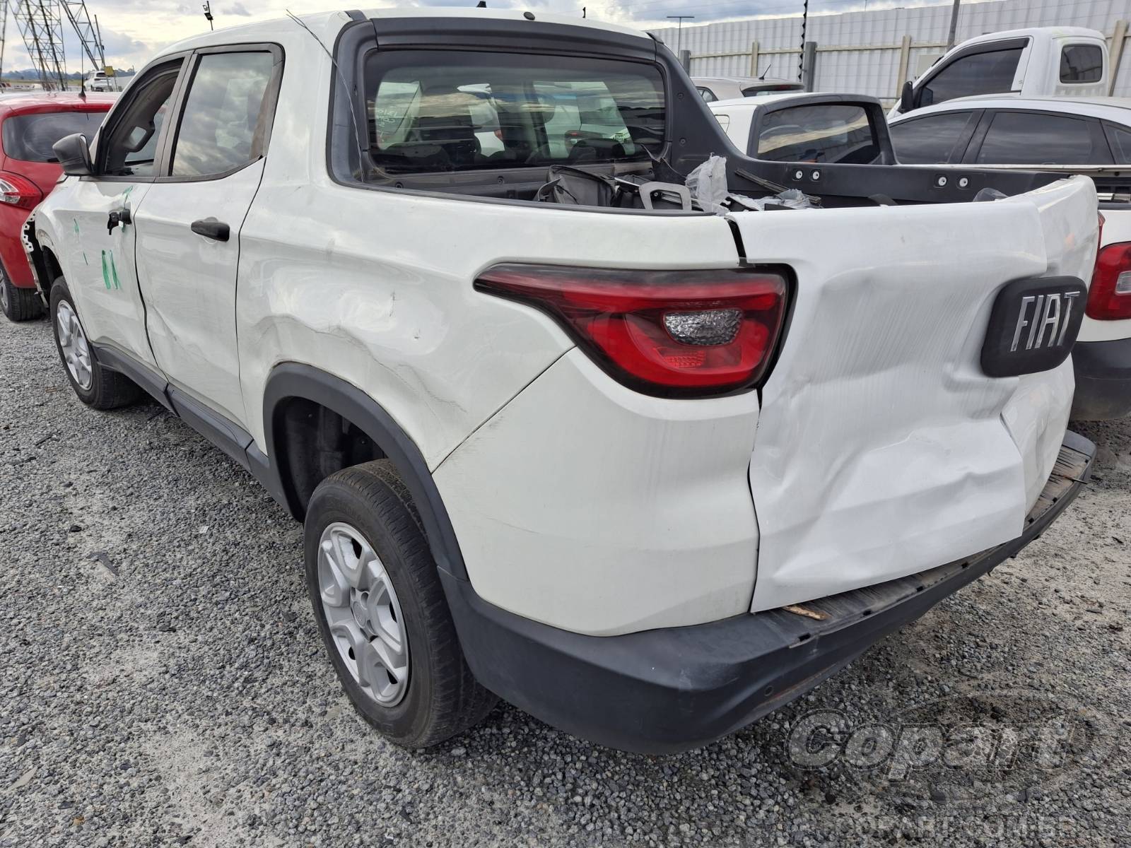 Foto 3: 2025 FIAT TORO