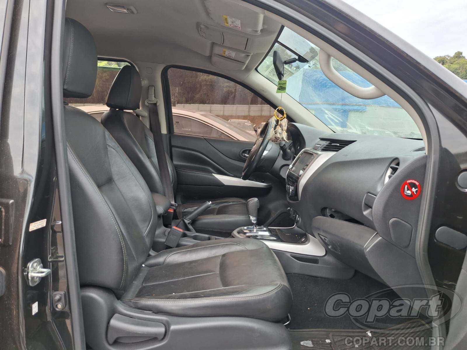2021 NISSAN FRONTIER CD — foto 5 de 10